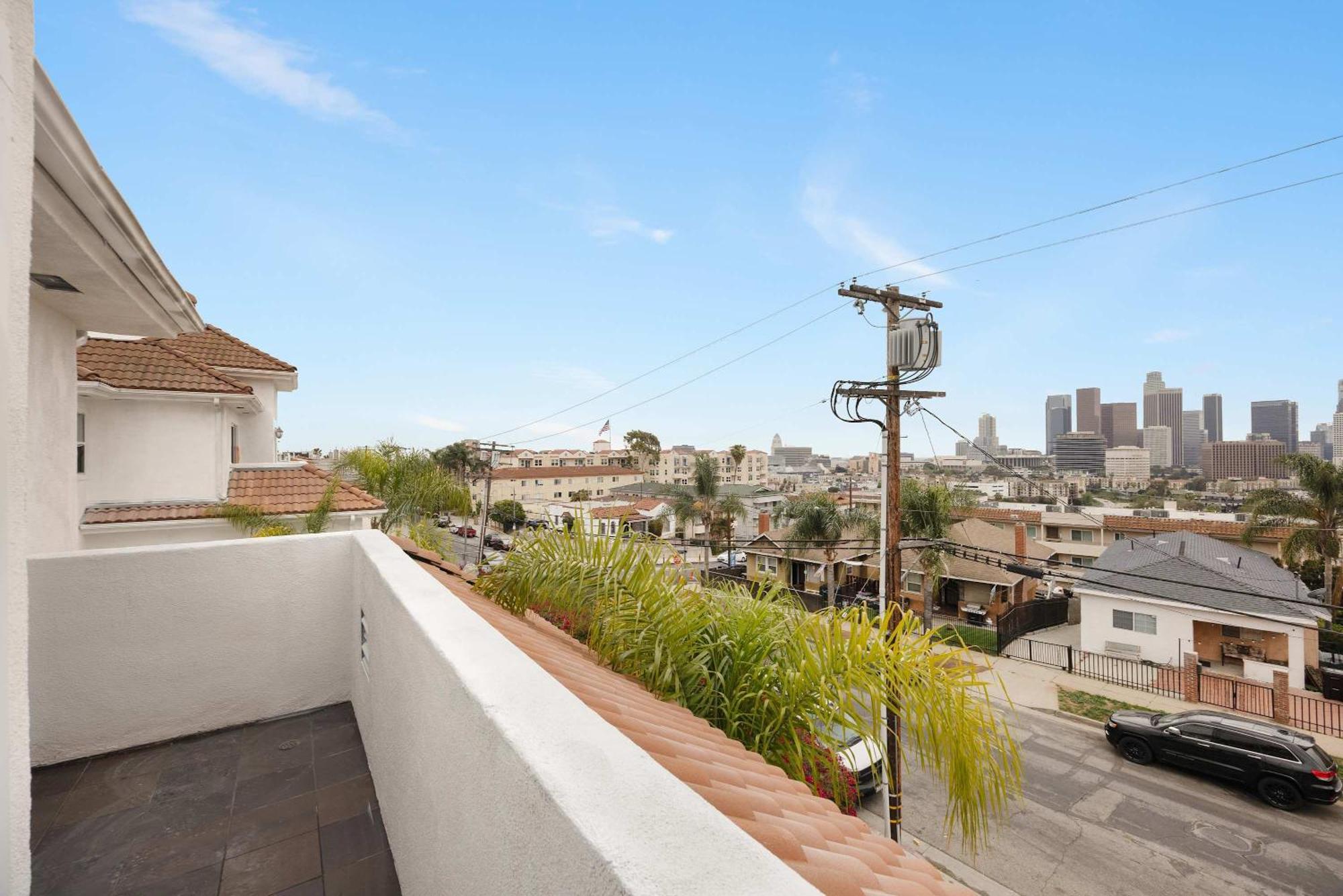New Listing Dodger Clubhouse By Colby & Conrad Holiday home Los Angeles