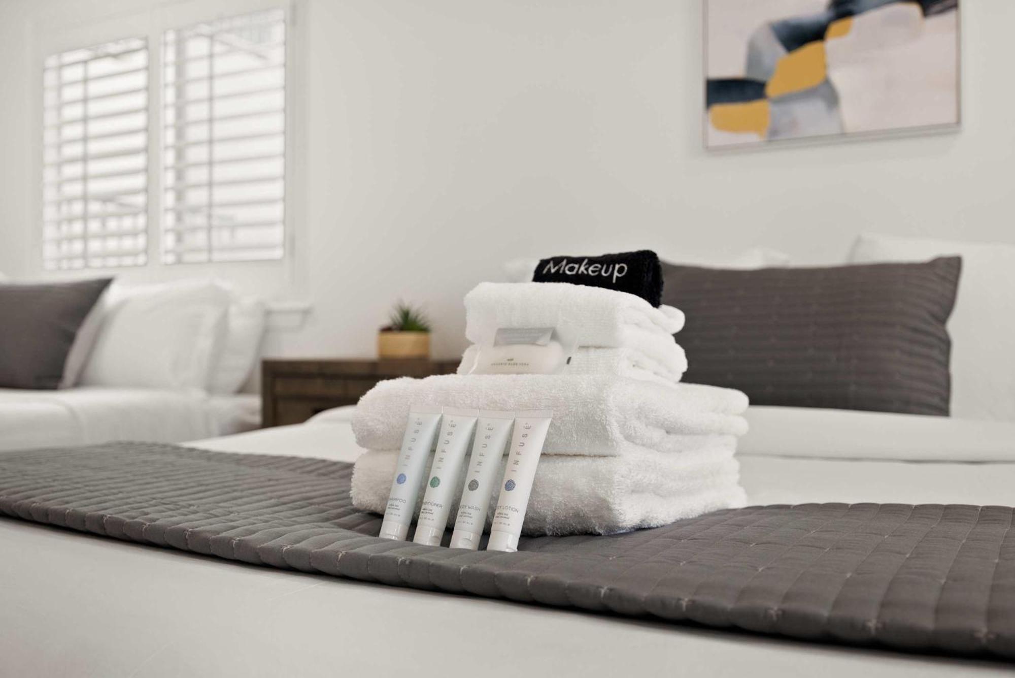 New Listing Dodger Clubhouse By Colby & Conrad *