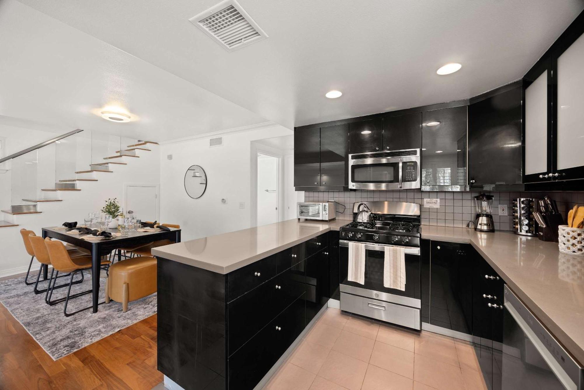 New Listing Dodger Clubhouse By Colby & Conrad * Los Angeles