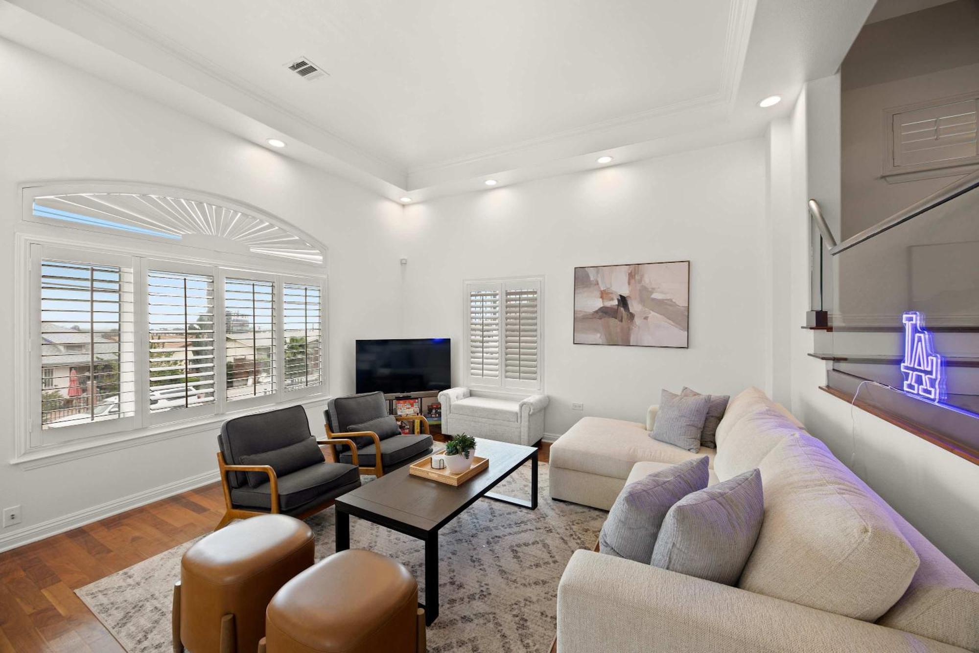 New Listing Dodger Clubhouse By Colby & Conrad Holiday home *